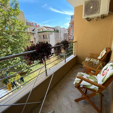 Apartments Dione Поморие Екстериор снимка