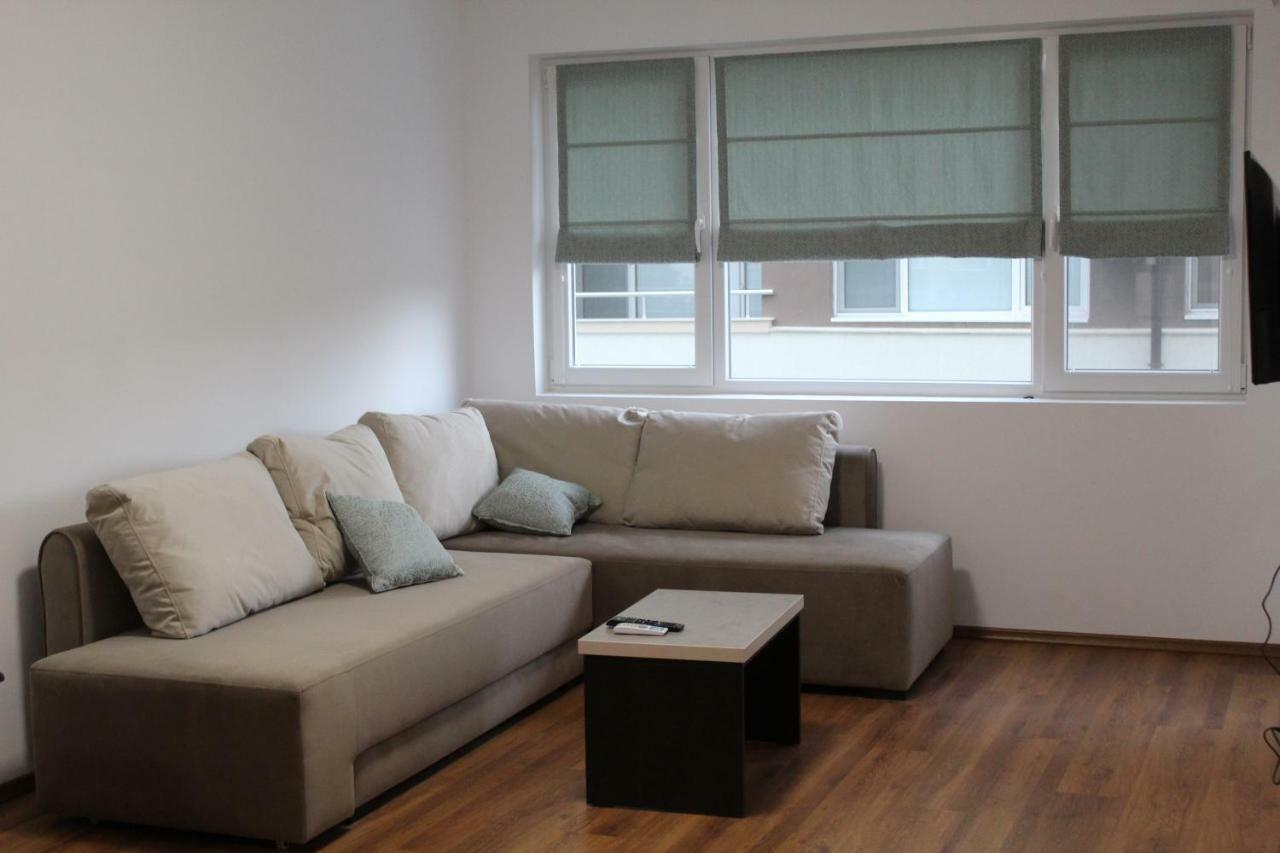 Apartments Dione Поморие Екстериор снимка