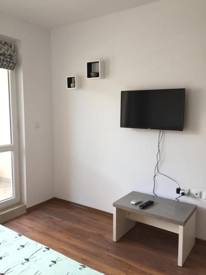 Apartments Dione Поморие Екстериор снимка